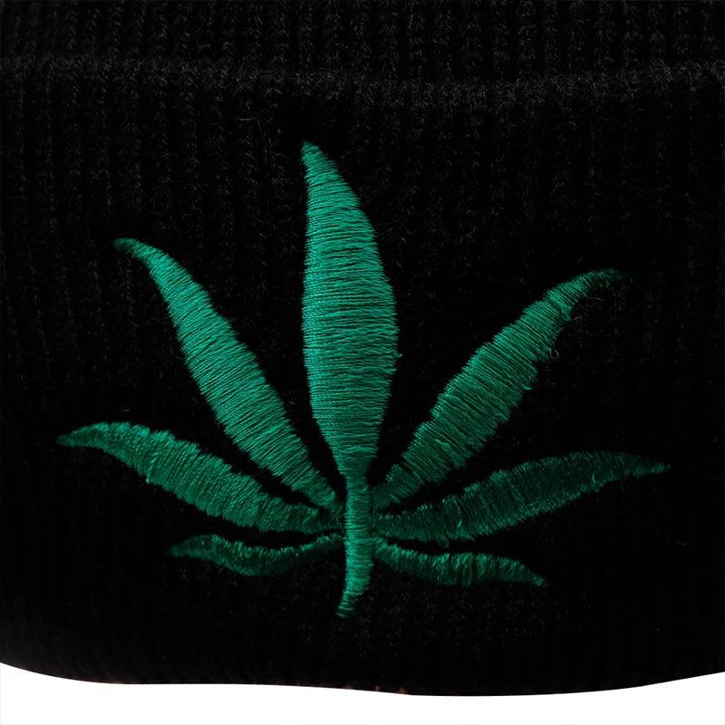 New Men Women Winter Weed Leaf Beanie Hats Warm Hip Hop Punk Knitting Winter Hat For Women Autumn Woolen Cap Skullies Black Hat - Lizard Vigilante