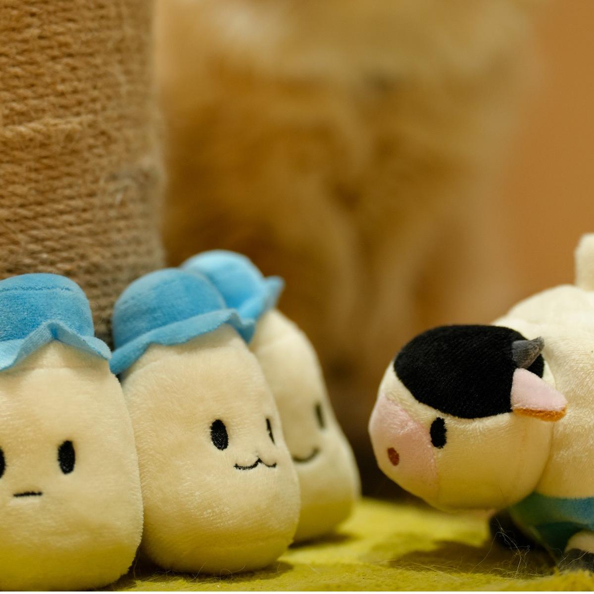 Milou & Lumi Milk Plush Chew Toy for Dogs & Cats – Interactive Crinkle, Squeaker & Tug Ropes