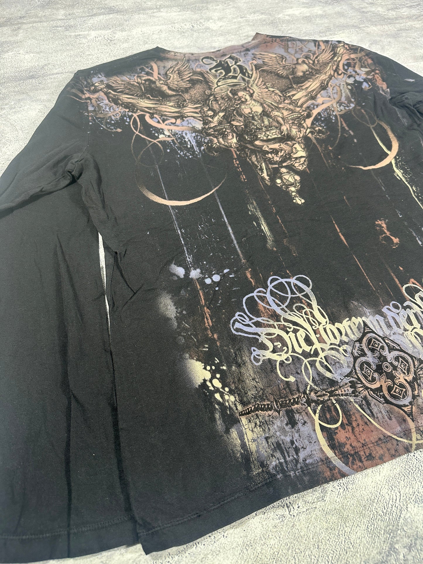 Resurge Angel Graphic Long Sleeve Shirt