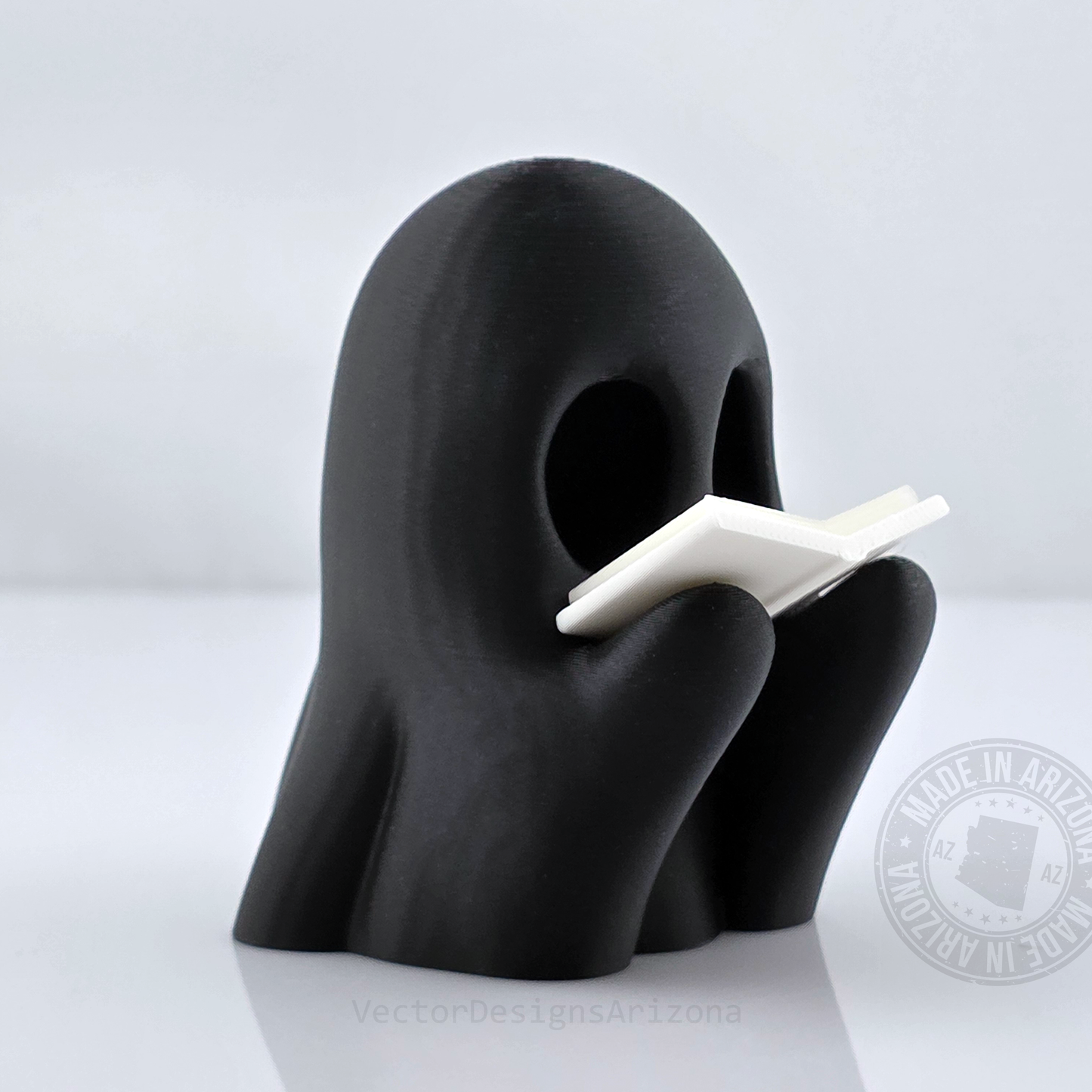 Reading Ghost T‑Light