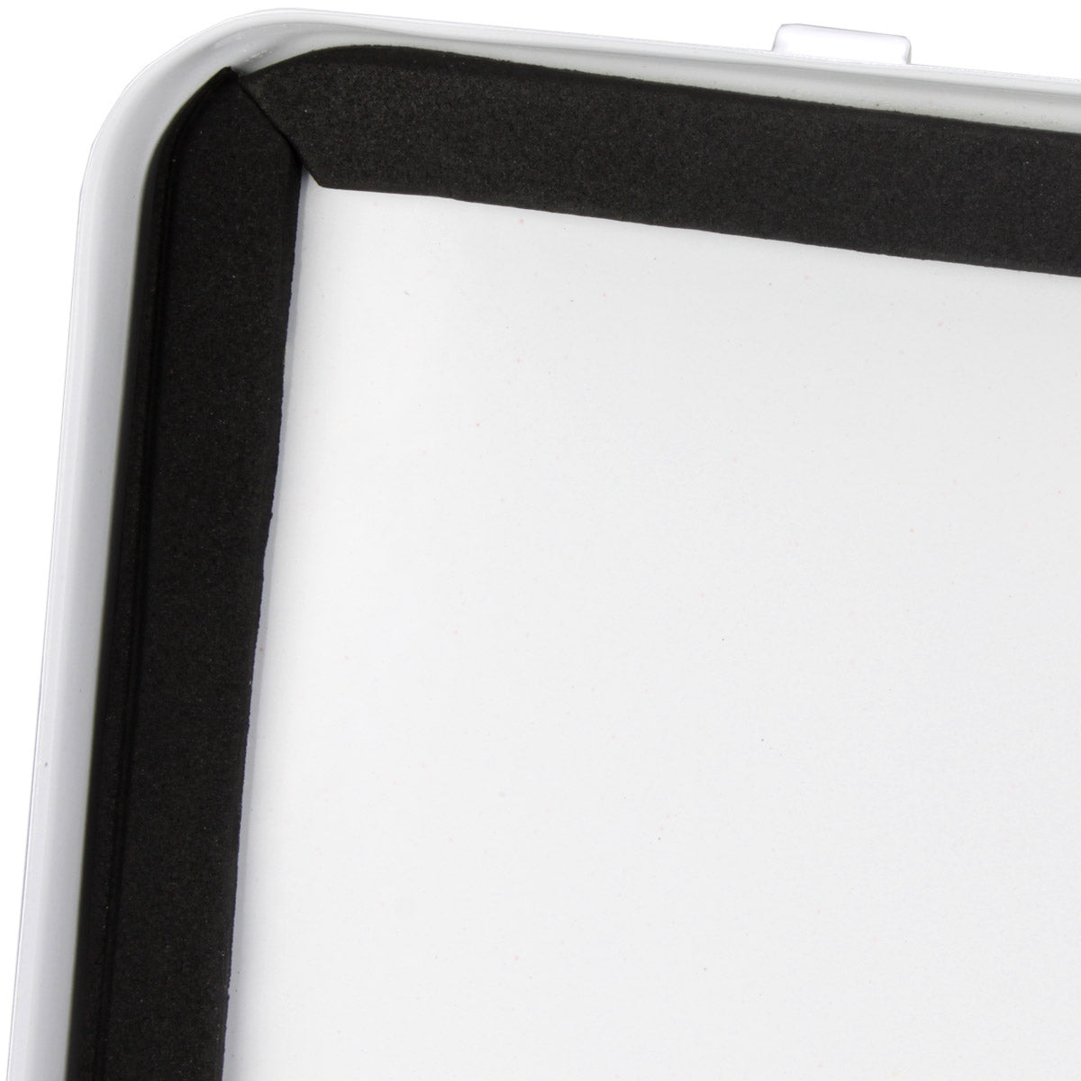 Metal First Aid Case, 16 Unit w/ Gasket - Horizontal - Empty