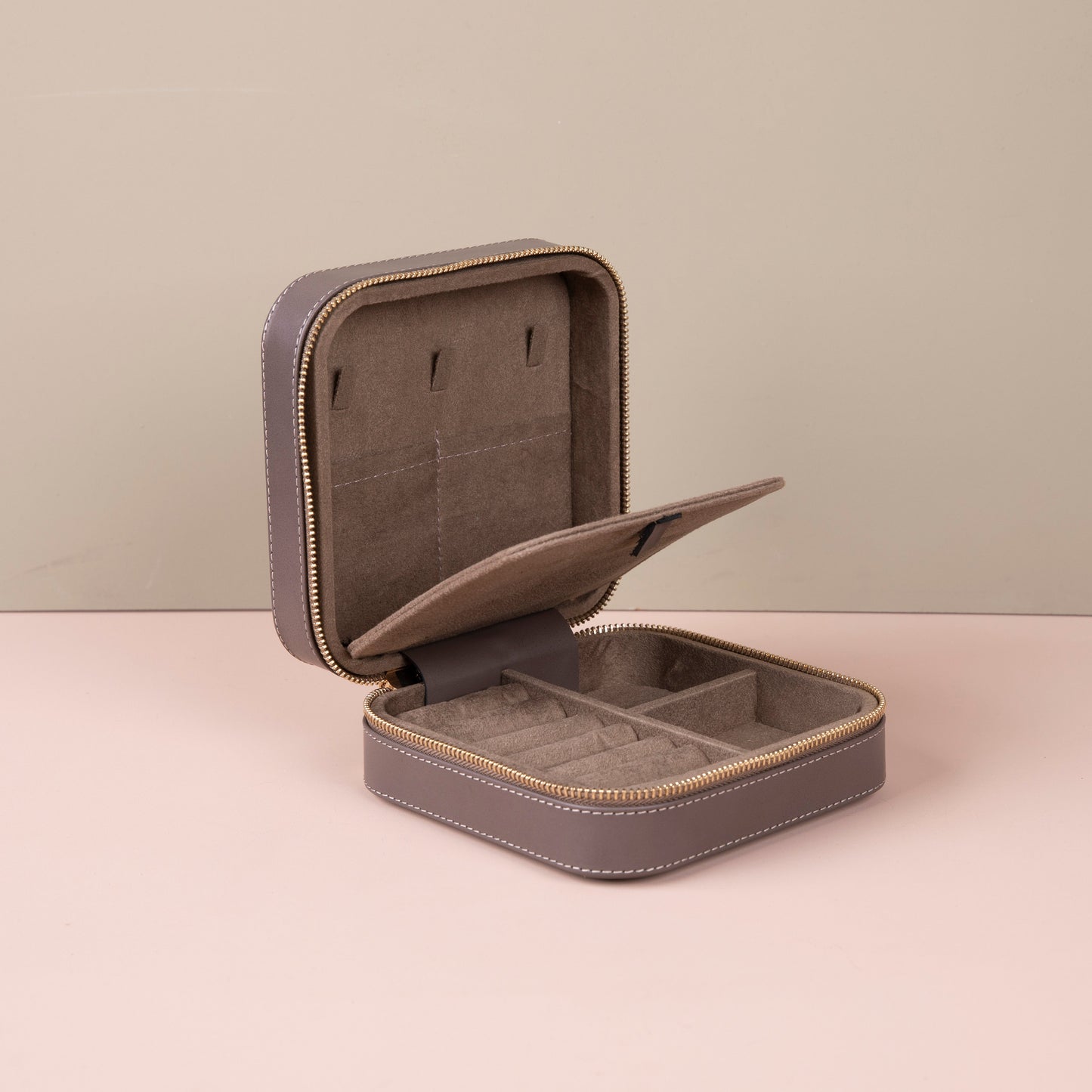 Luxury Travel Jewelry Box – Gray - Palermo