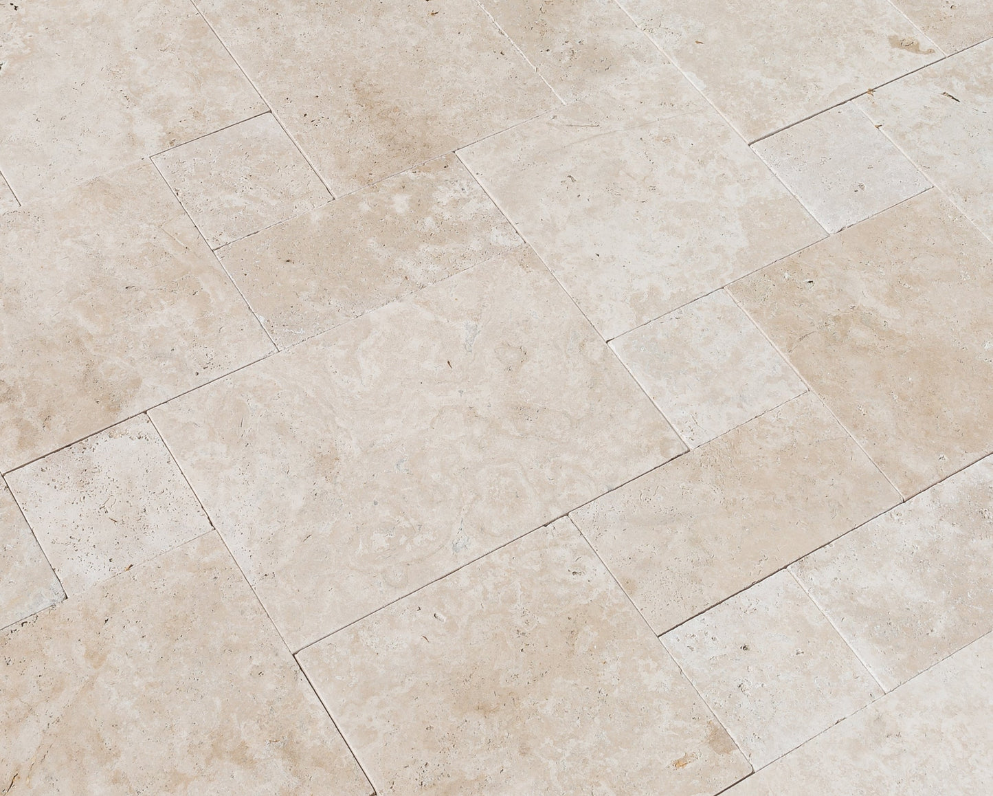 Miletos Ivory Travertine Pattern Tumbled Pavers - Full Truckload