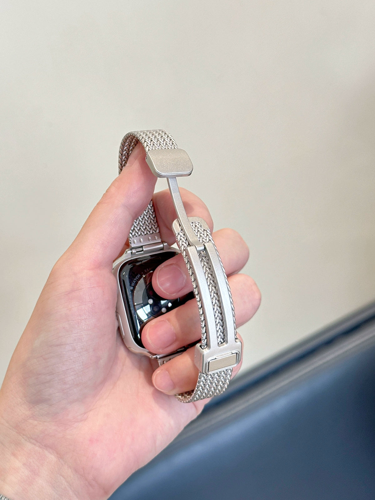 Elegant Stainless Steel Apple Watch Band with Wheat Magnetic Buckle Strap - Premium watchband from Lizard Vigilante - Just $19.99! Shop now at Lizard Vigilante