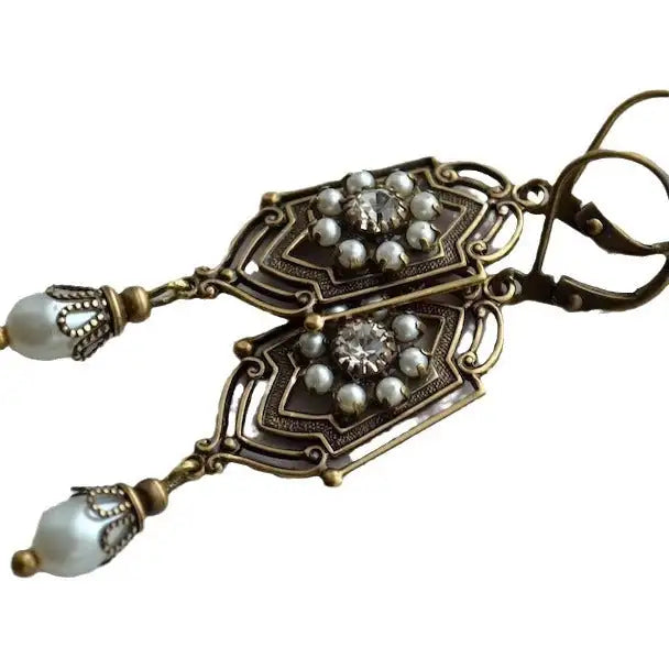 European And American Retro Earring Pendant For Ladies