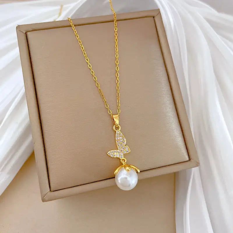 Fairy Pearl Butterfly Full Diamond Light Luxury Temperament Gorgeous Full Diamond Necklace