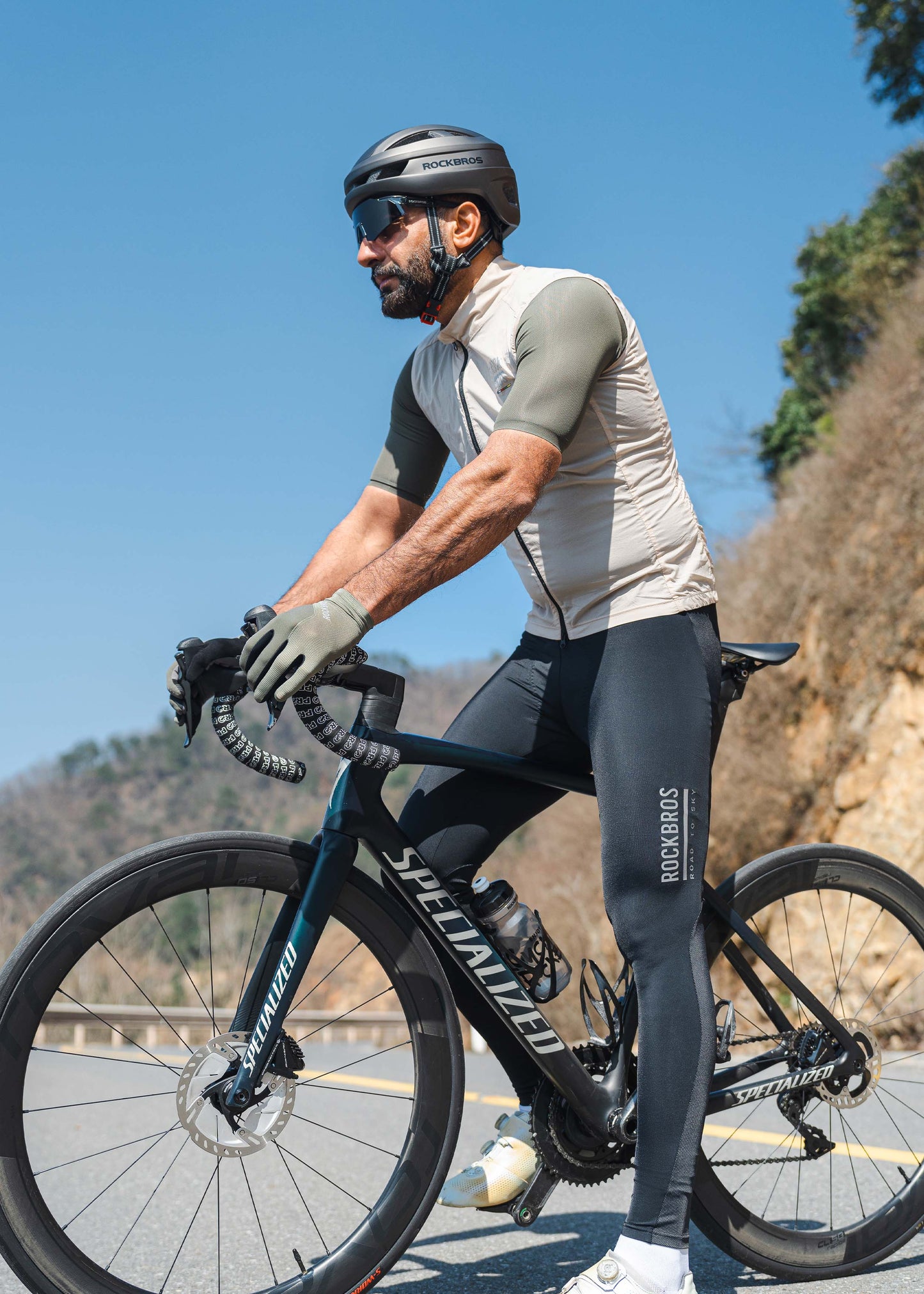 Road to Sky Lightweight Windproof Vest | ROCKBROS