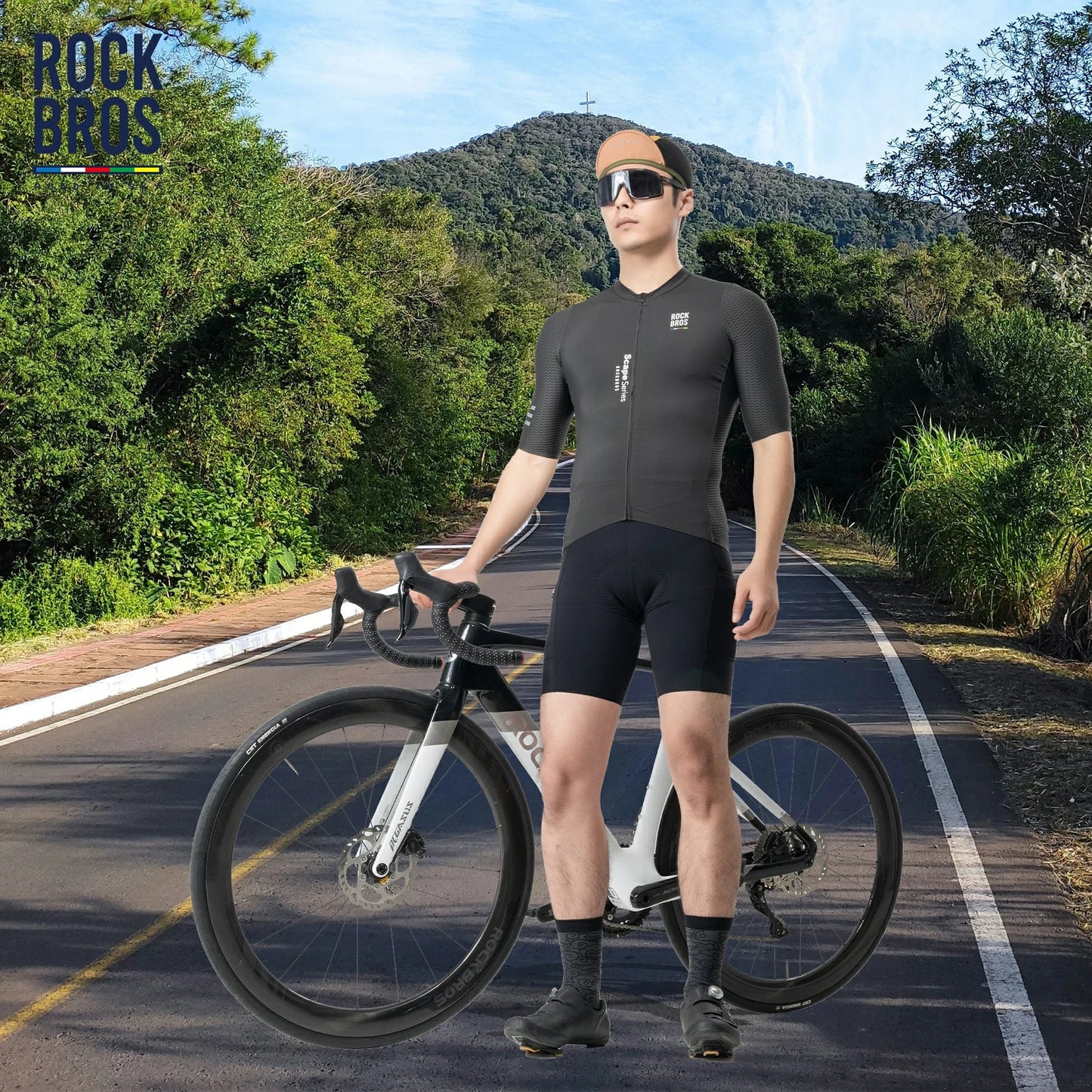 ROCKBROS Road to Sky Bike Socks Breathable Fabric Antibacterial Long Ride Cushioned