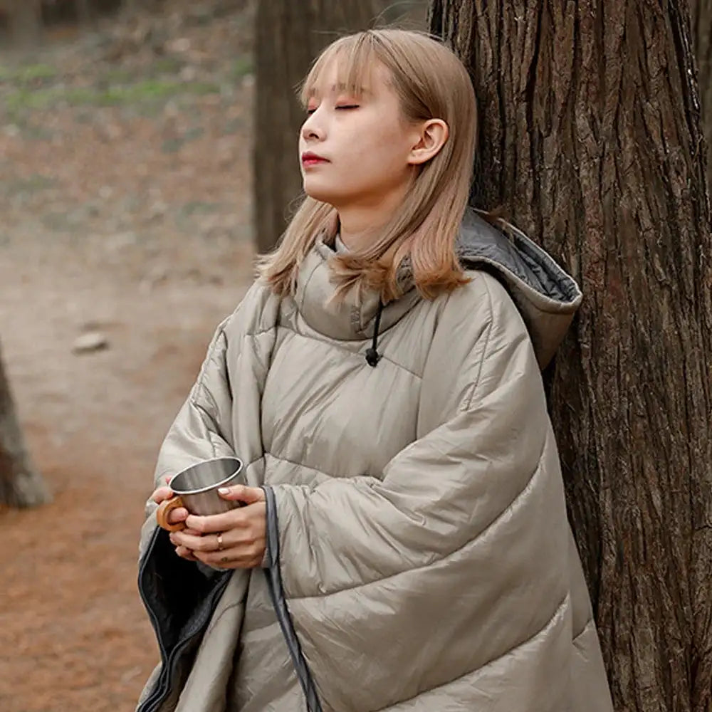 Outdoor Wearable Cloak Sleeping Bag Portable Warming Sleeping Bag Light-weight Cotton Sleeping Bag for Winter Camping Travel