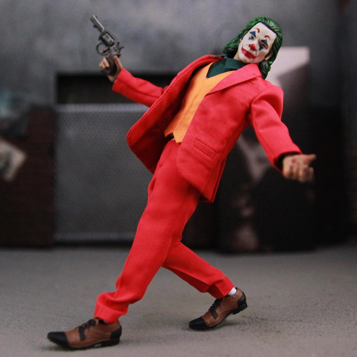 JOKER'S LAST RIFF – 6” Limited-Run Chaos Model by Hot Toys // Western Noir PVC Legend - Premium doll from dsers - Just $205.99! Shop now at Lizard Vigilante