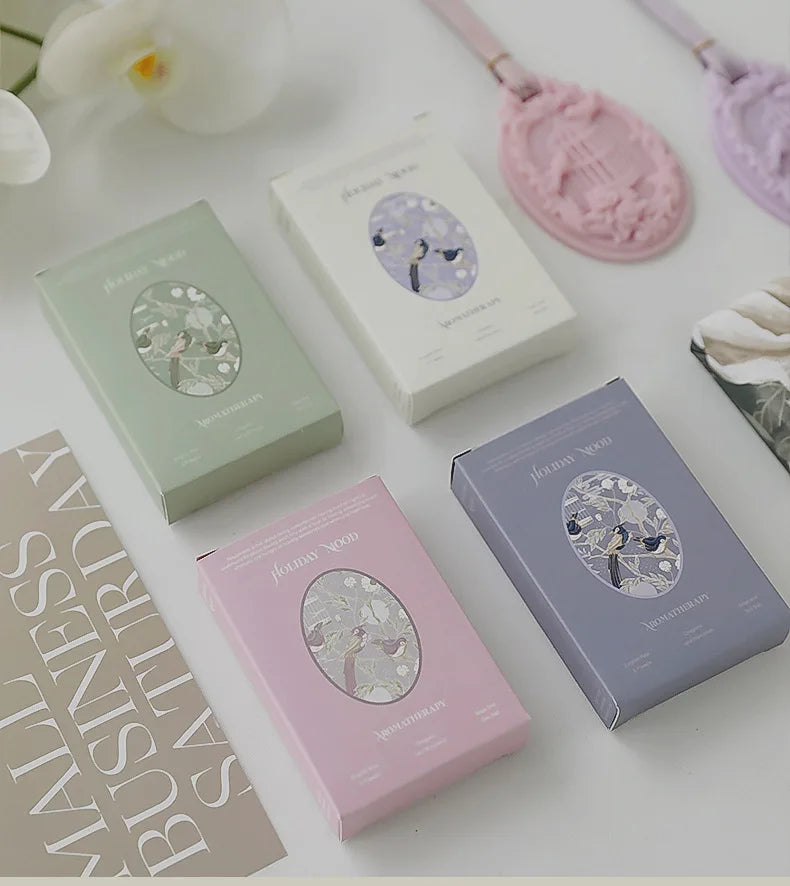 Birdcage Aromatherapy Candle Wax Tablets Wardrobe Deodorant Car Pendant Solid Balm Aromatic Air Freshener Long Lasting Fragrance