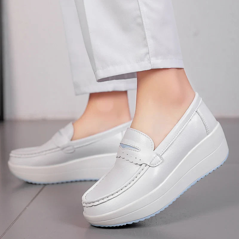 Sports shoes Casual women's shoes Thick soled leather loafers non-slip large size 35-41 light walking nurse shoes for women