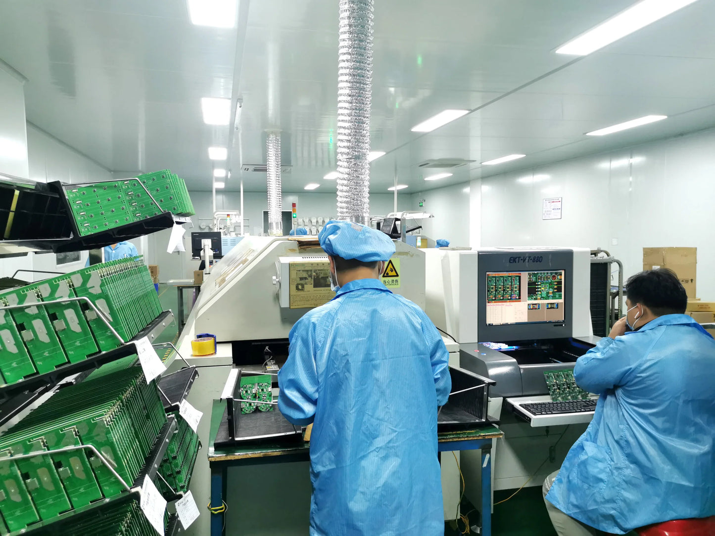 Bluetooth Speaker with LED Display Heavy Bass and 15W Power Waterproof IPX7 for Outdoor Parties