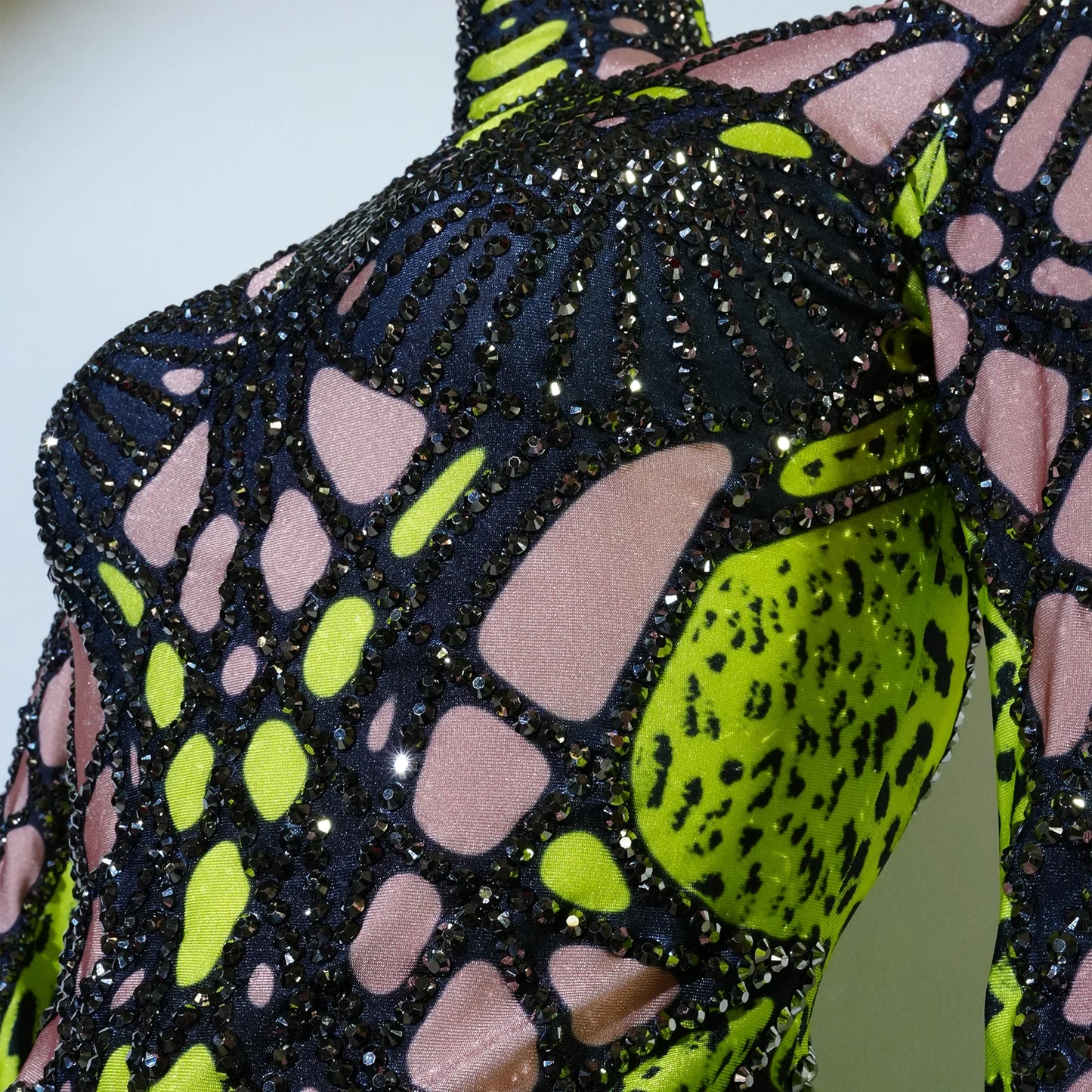 💎 Toxic Glow Rhinestone Armor Bodysuit: The Stage Domination Skin