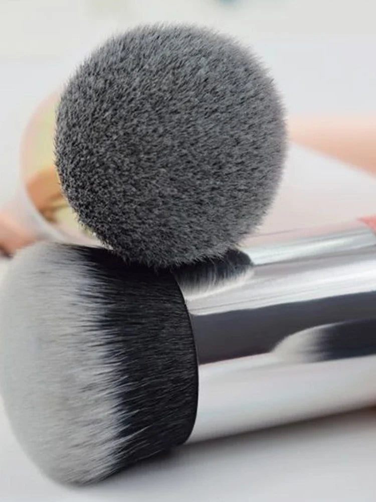 Large small fat pier foundation make-up brush BB cream mushroom brush