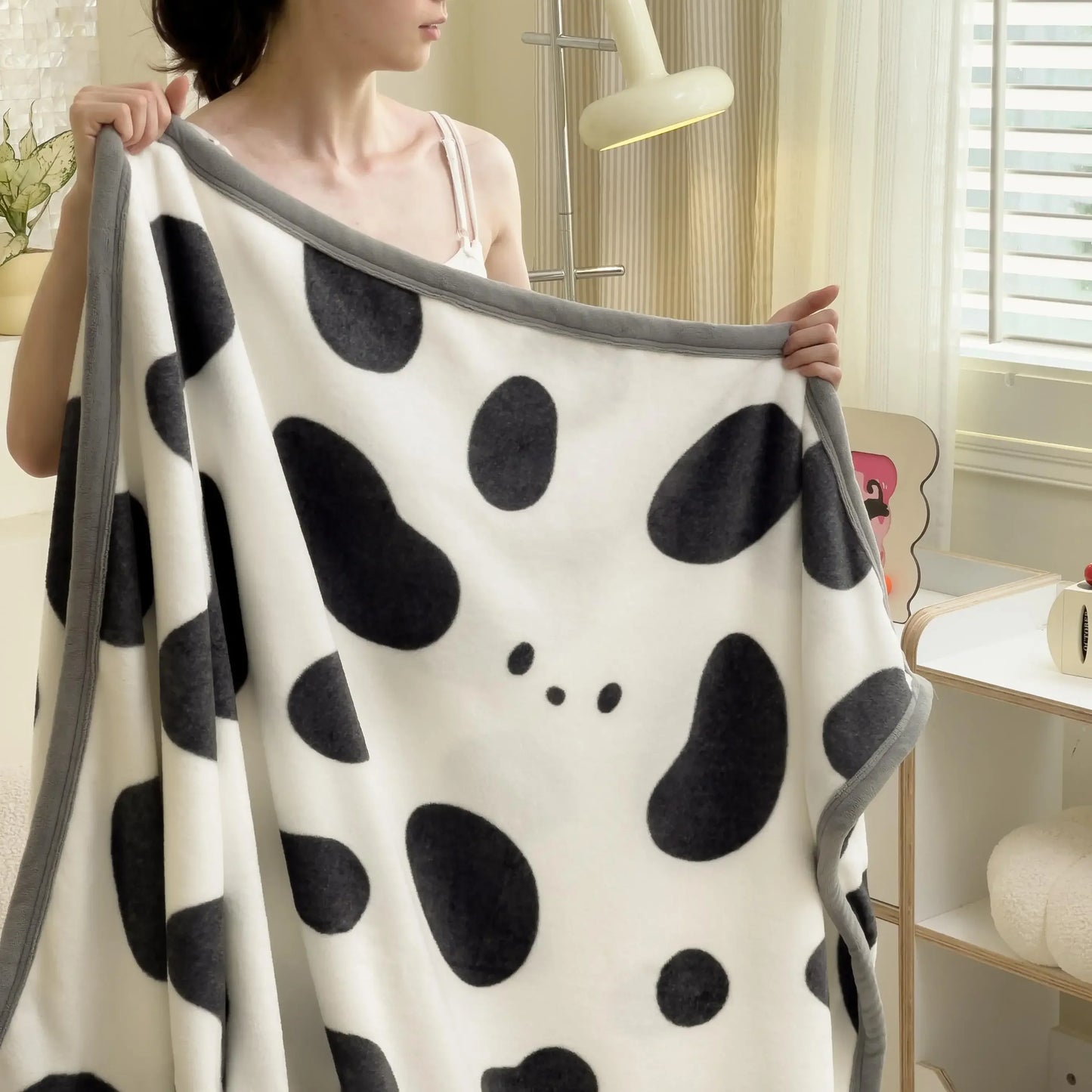 Warm Plush Blanket Comfortable 2024 New Winter Blanket Cartoon Four Season Flannel Soft Bed Cover Office Napping Blanket