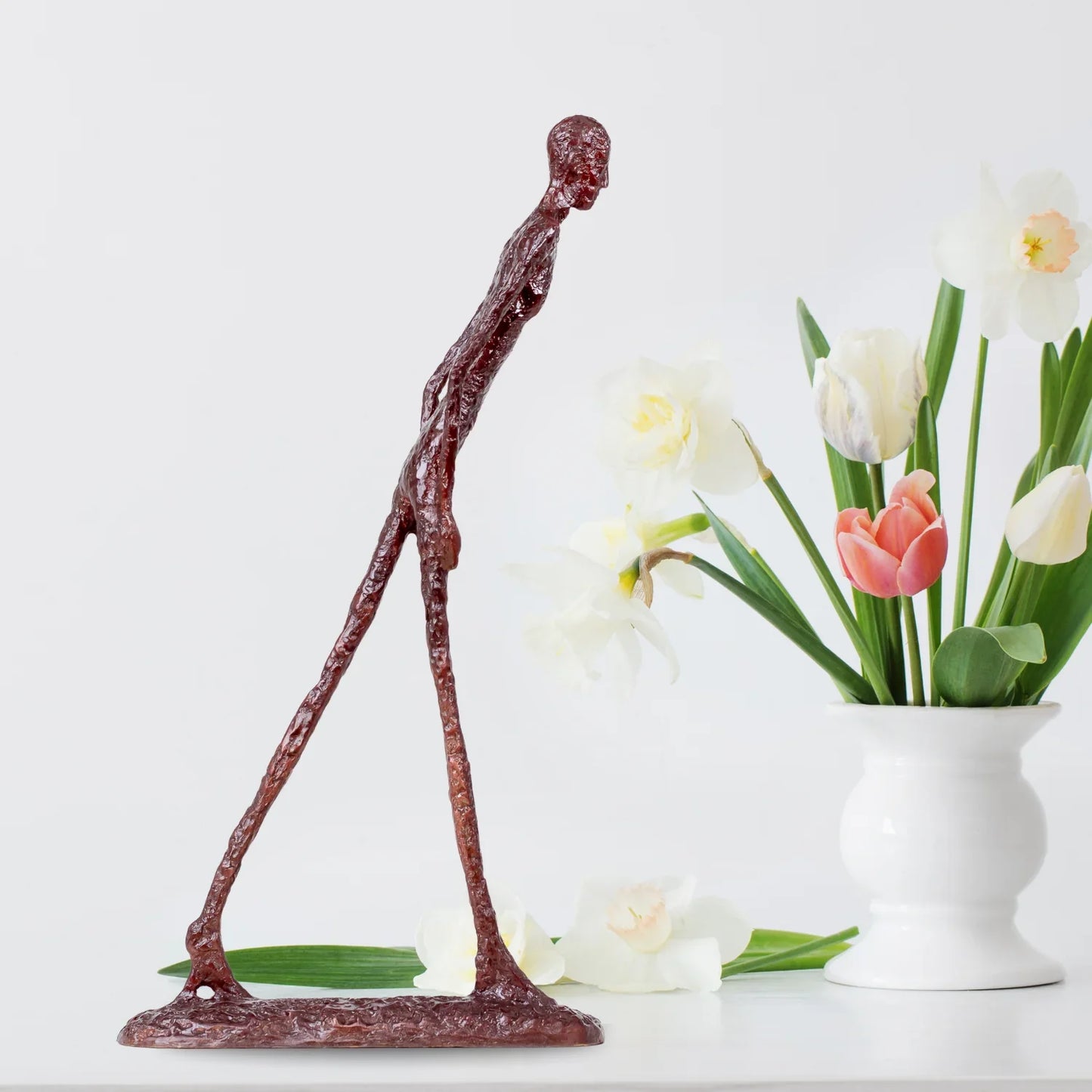 30cm Giacometti Sculpture Bronze Walking Man Statue Abstract Skeleton Hot Casting Art Figurine Famous Replica Crafts Home Decor