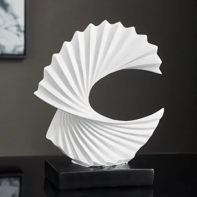 Decoration Sculpture Gold Modern Abstract Art Sculpture Resin Crafts Sculpture Ornaments Home Office Desk Decoration Accessories
