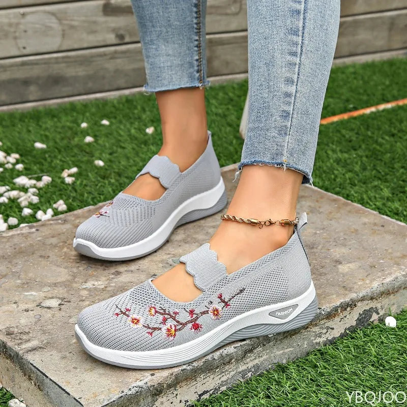 Minimalist comfortable Anti-slip soft-soled shoes Women's summer lightweight breathable flats women's shoes casual sports shoes