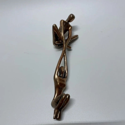 Man Lifting Woman Figurine Art Statue Lover Sculpture Ornament Home Desktop Decor Dancing Couple Sculpture Art Creative Artwork