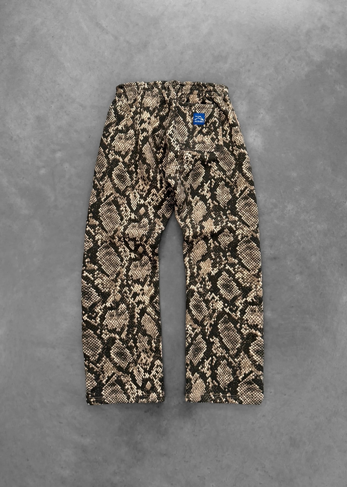 Camo Carnage Street Pants – Y2K Gothic Branch Camo Straight-Leg Sweatpants, High Street Havoc Edition 🩶🔥