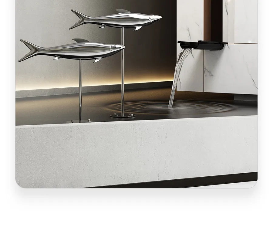 Stainless steel fish sculpture, outdoor lawn, pool, landscape decoration, mirror, crafts