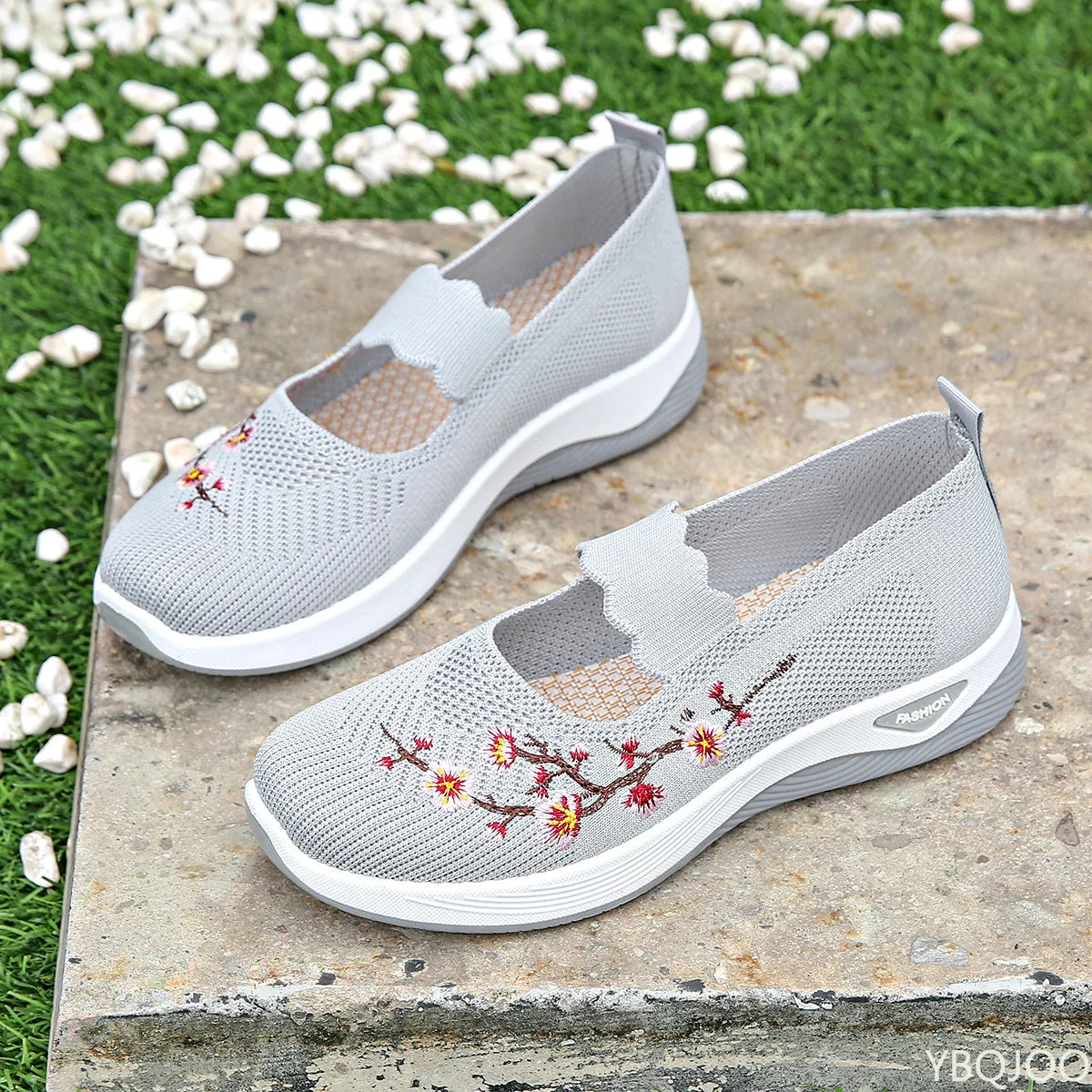 Minimalist comfortable Anti-slip soft-soled shoes Women's summer lightweight breathable flats women's shoes casual sports shoes