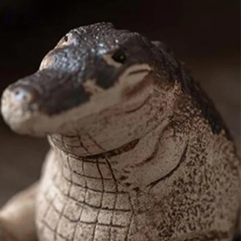 Cute And Lovely Small Crocodile Garden Statue Durable Art Figurine For Backyard Parks Creative Animals Sculpture Home Decoration