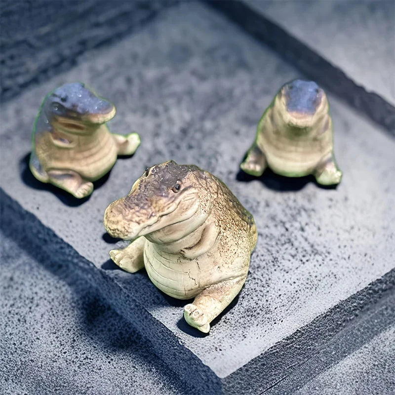 Cute And Lovely Small Crocodile Garden Statue Durable Art Figurine For Backyard Parks Creative Animals Sculpture Home Decoration
