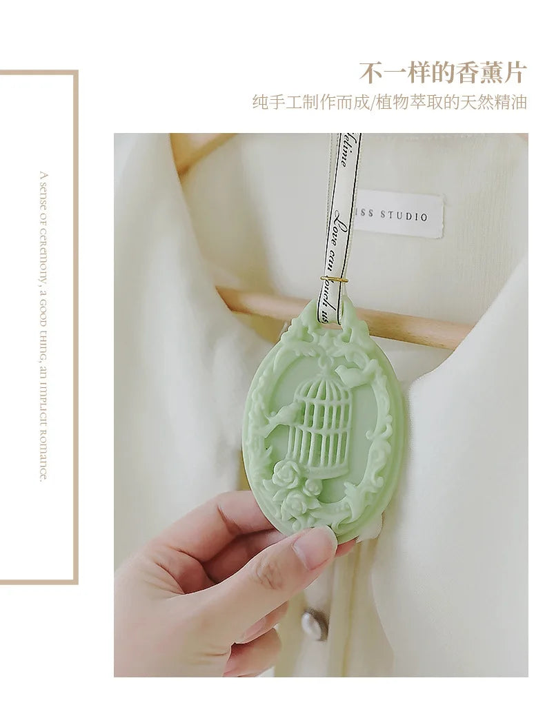 Birdcage Aromatherapy Candle Wax Tablets Wardrobe Deodorant Car Pendant Solid Balm Aromatic Air Freshener Long Lasting Fragrance