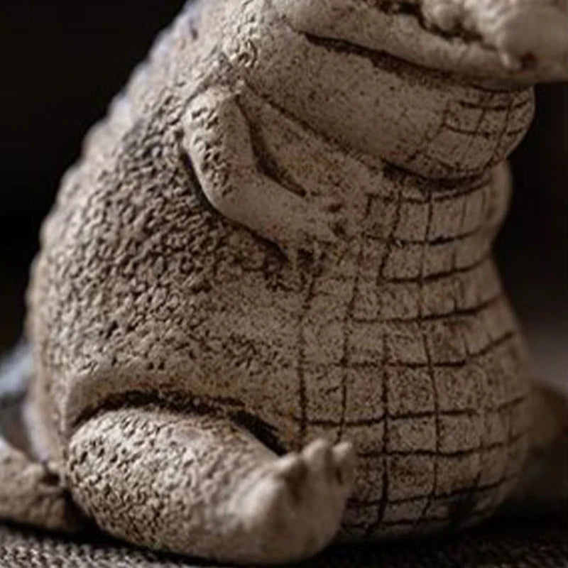 Cute And Lovely Small Crocodile Garden Statue Durable Art Figurine For Backyard Parks Creative Animals Sculpture Home Decoration