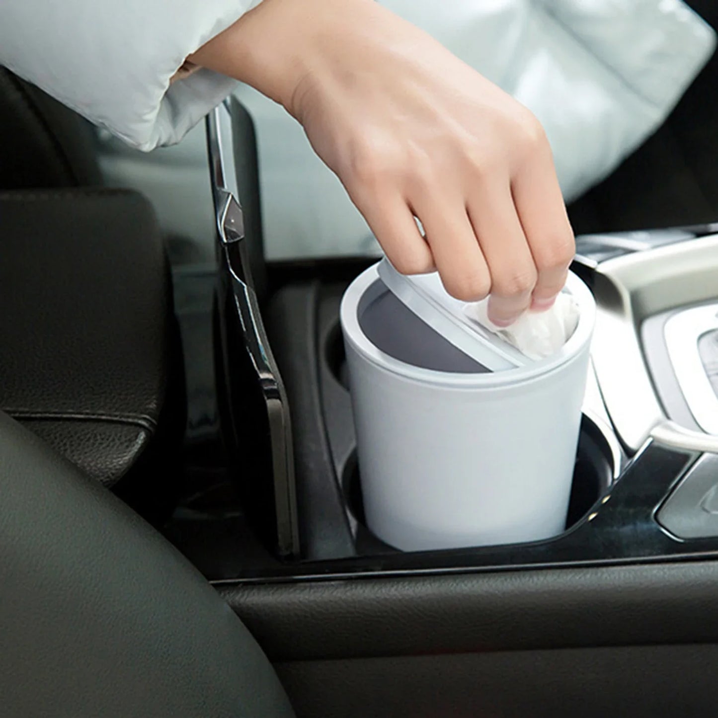 Mini Desktop Bin Small Trash Can with Cover Bedroom Trash Can Garbage Can Clean Workspace Storage Box Home Desk Trash Can