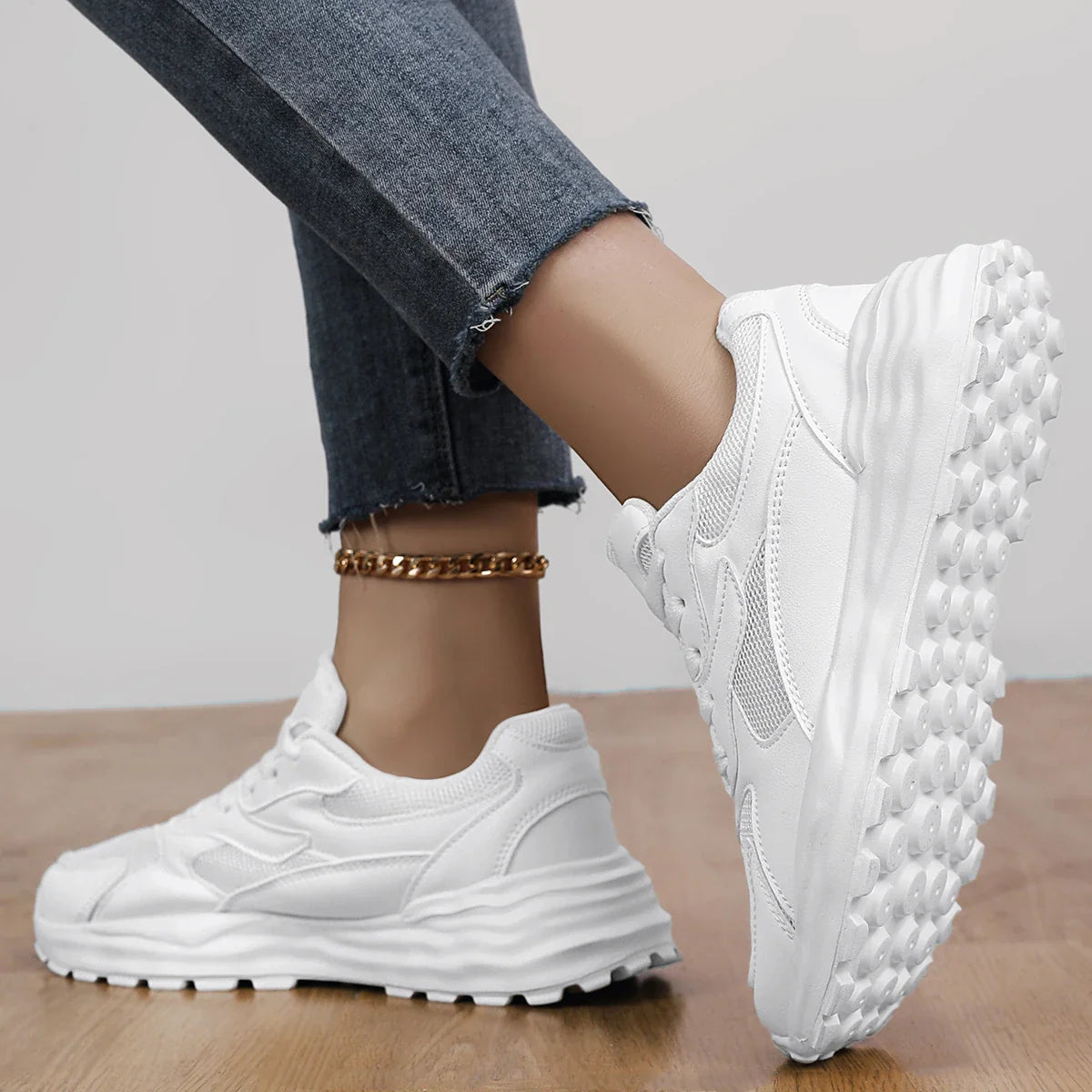 Summer 2025 New Shoes for Women: Ins Trendy Thick Soled Height Increasing White Shoes, Casual Breathable Women's Sports Shoes