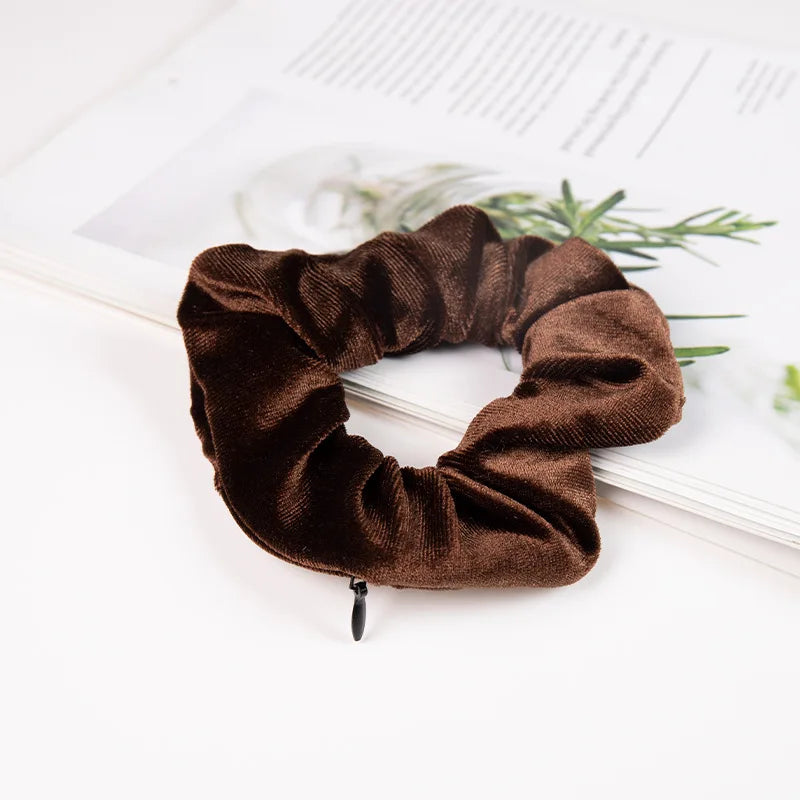 ELESABOX Hair Scrunchie with Hidden Zip Pocket: The Ultimate Diversion Safe for Valuables on the Go
