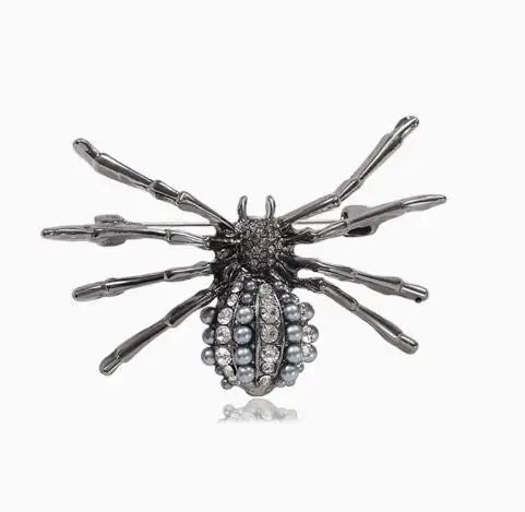 Venom Stage Spider Brooch – Giant Crystal Punk Insect Pin with Pearl Shockwave