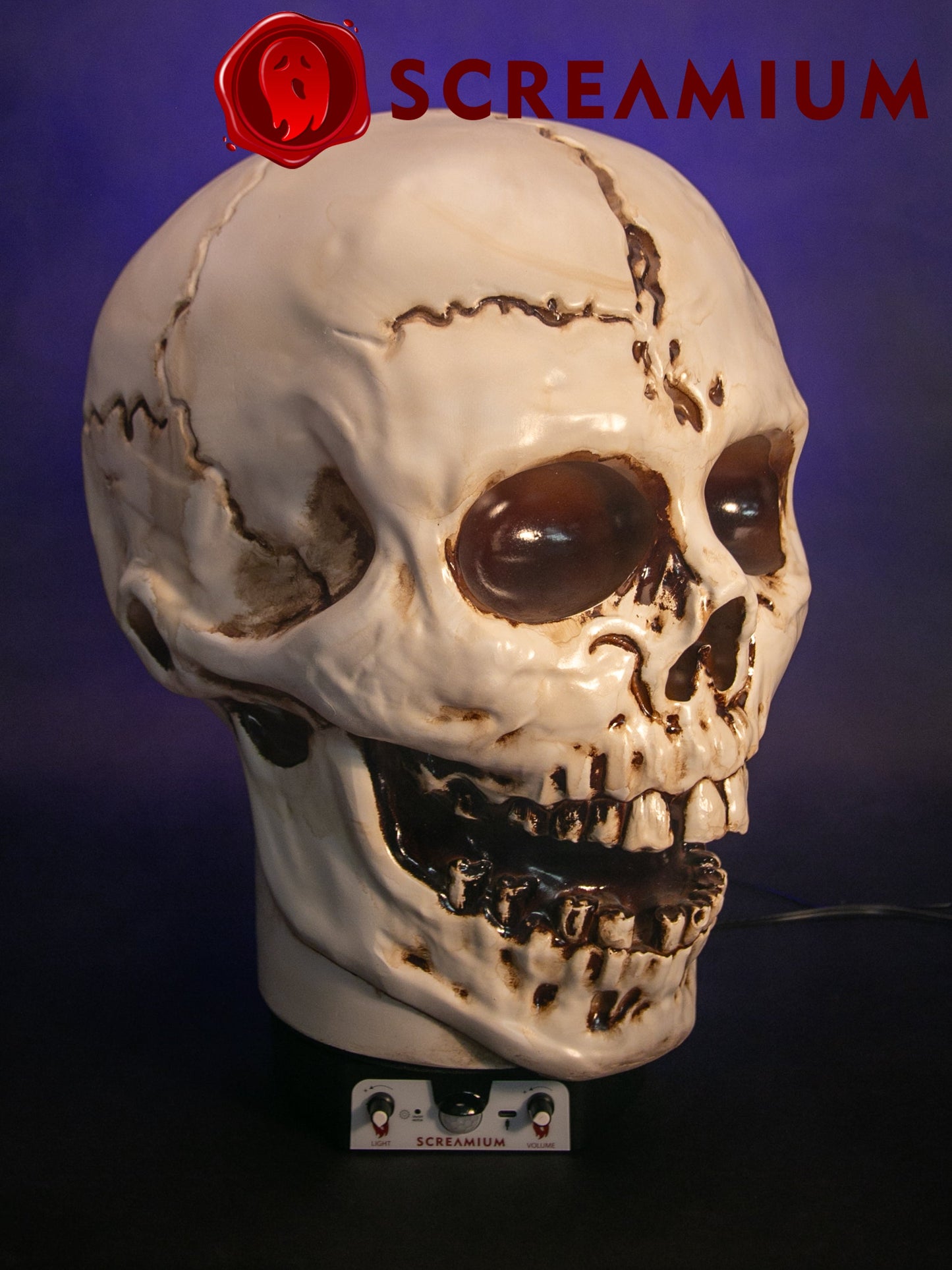 Giant Skull Animatronic Lamp Prop 20-Inch-Tall Heavy Duty Polyresin Halloween Decoration