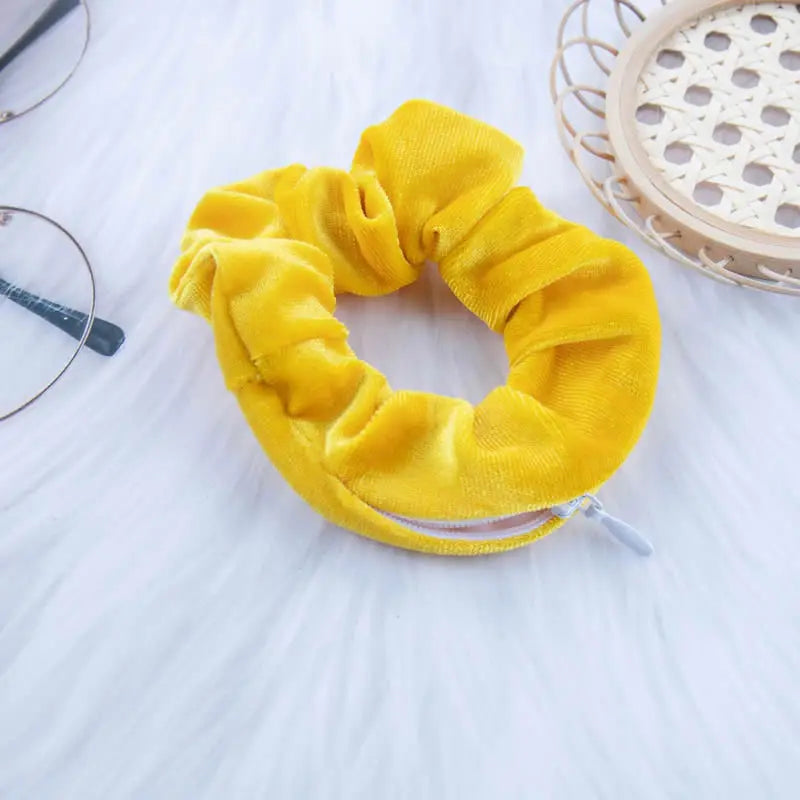 ELESABOX Hair Scrunchie with Hidden Zip Pocket: The Ultimate Diversion Safe for Valuables on the Go