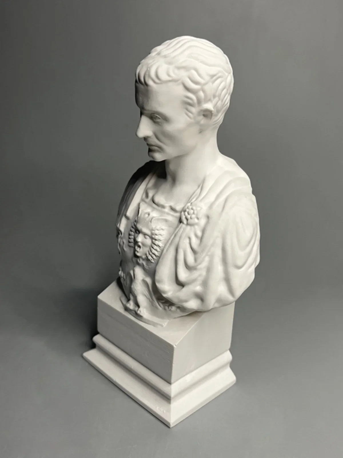 Caesar plaster statue sculpture bust personality niche creative model ornaments museum replica art
