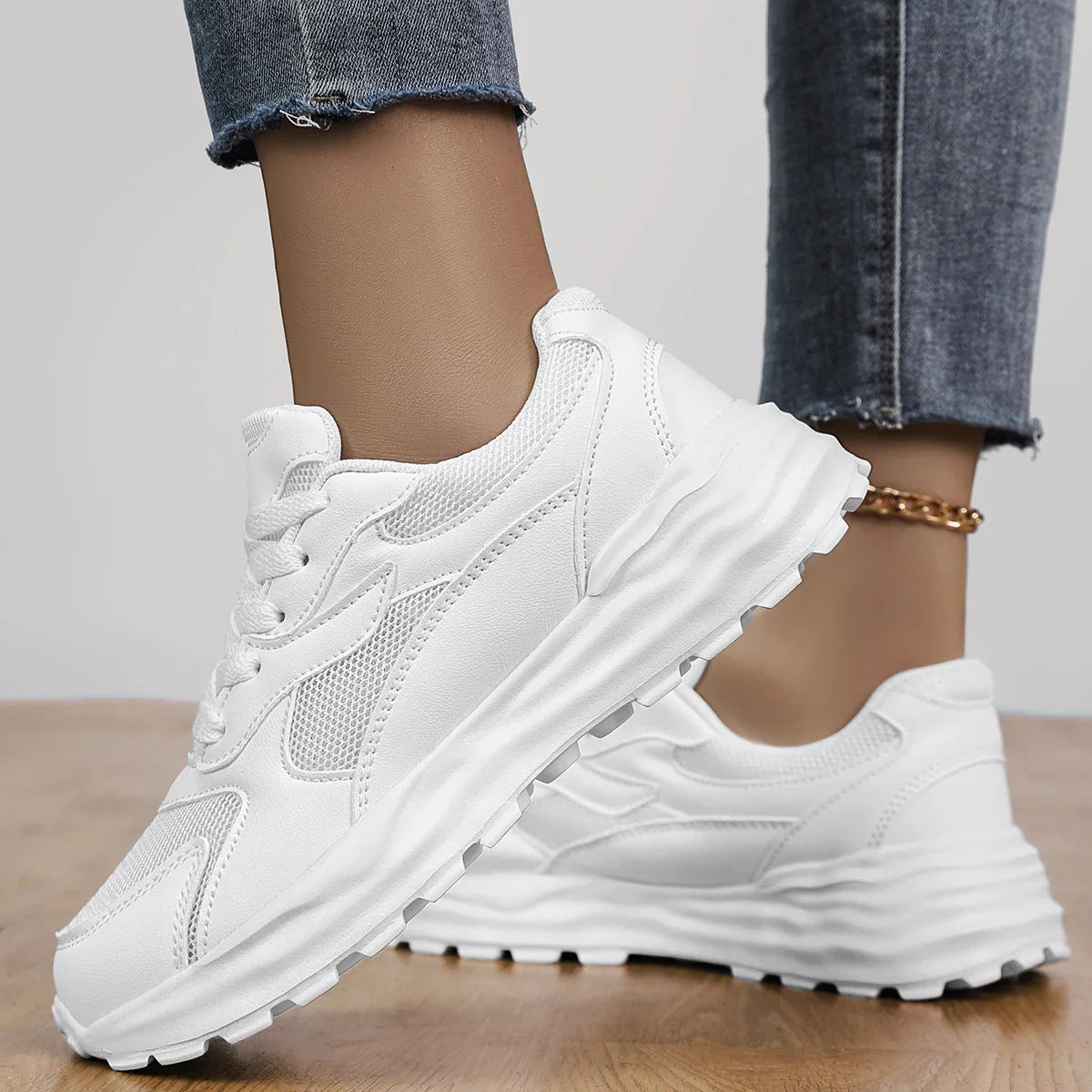 Summer 2025 New Shoes for Women: Ins Trendy Thick Soled Height Increasing White Shoes, Casual Breathable Women's Sports Shoes