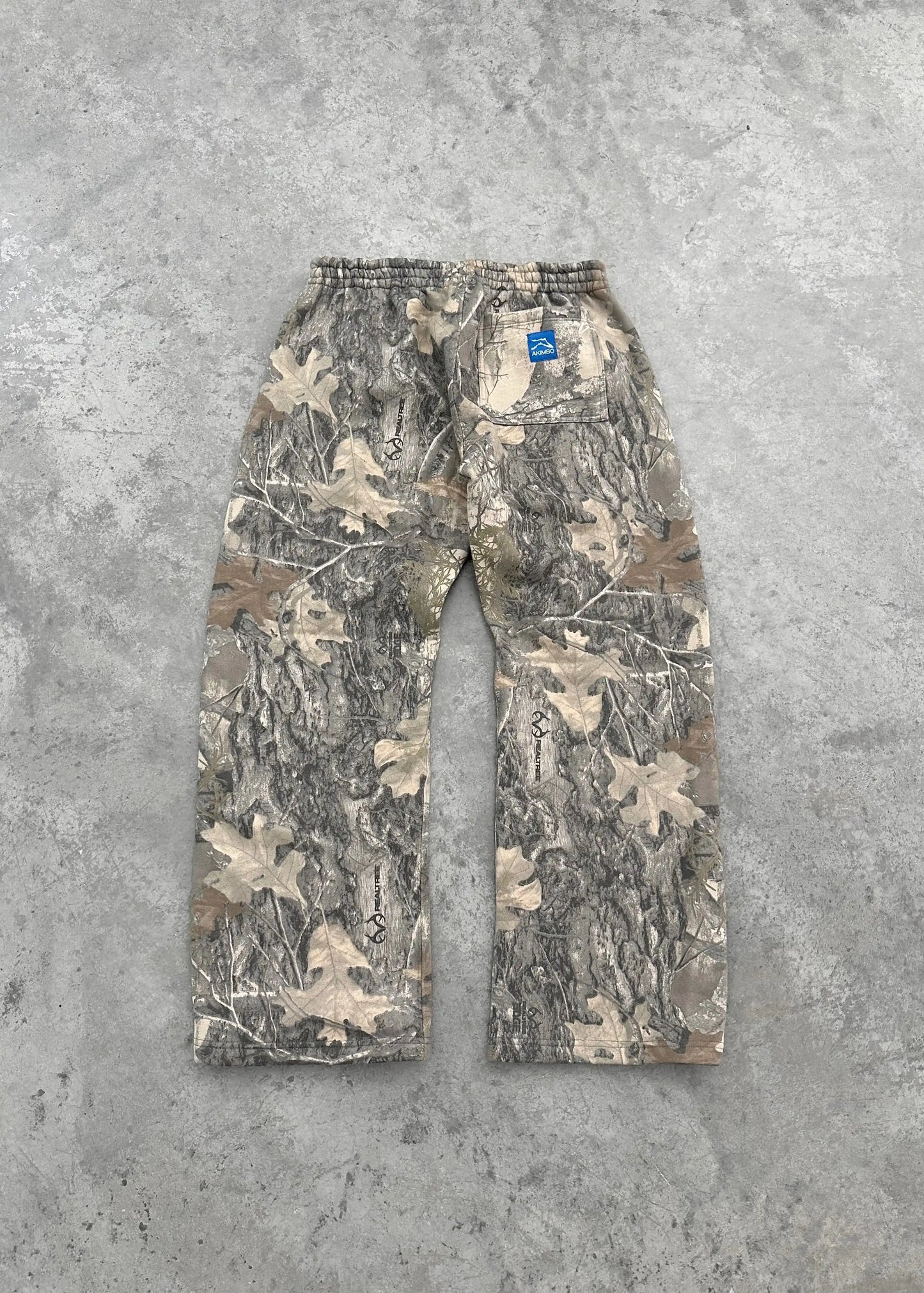 Camo Carnage Street Pants – Y2K Gothic Branch Camo Straight-Leg Sweatpants, High Street Havoc Edition 🩶🔥