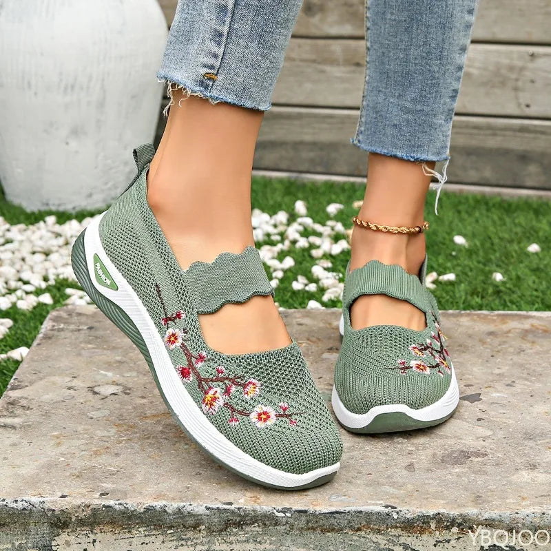 Minimalist comfortable Anti-slip soft-soled shoes Women's summer lightweight breathable flats women's shoes casual sports shoes