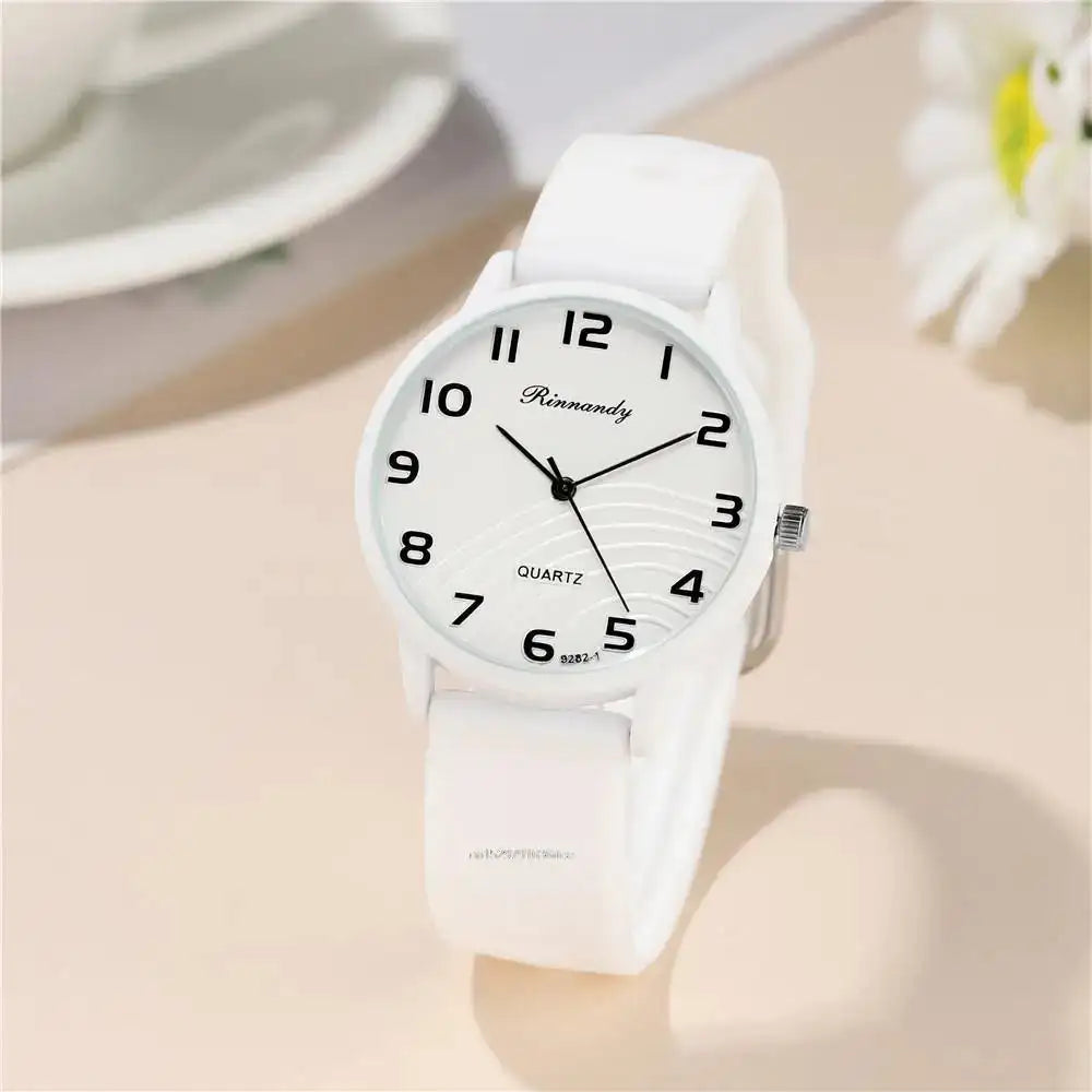 Fashion Lady Hot Sales Watches Leisure Grey Digital Simple Women Quartz Watch Sports Silicone Strap Ladies Clock Wristwatches