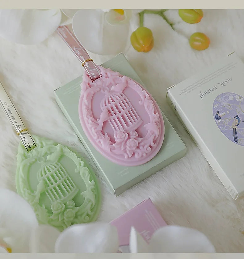 Birdcage Aromatherapy Candle Wax Tablets Wardrobe Deodorant Car Pendant Solid Balm Aromatic Air Freshener Long Lasting Fragrance