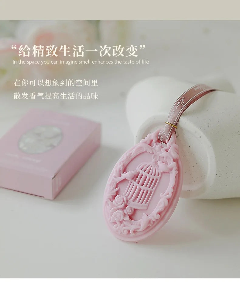 Birdcage Aromatherapy Candle Wax Tablets Wardrobe Deodorant Car Pendant Solid Balm Aromatic Air Freshener Long Lasting Fragrance