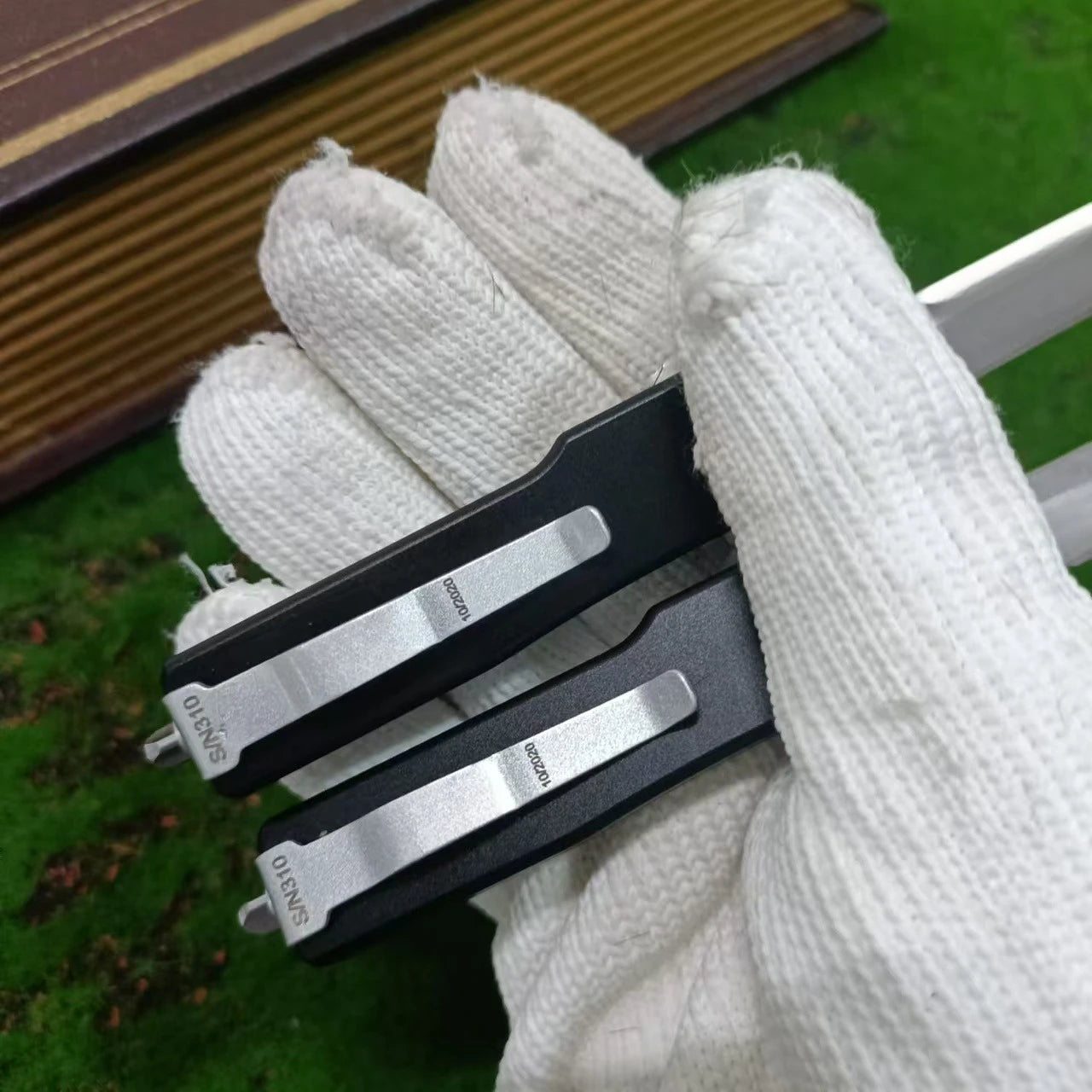 Lizard Vigilante UTX-70 EDC Tactical Folder — D2 Steel Survival Knife with Aluminum Grip & Nylon Sheath for Real-World Chaos