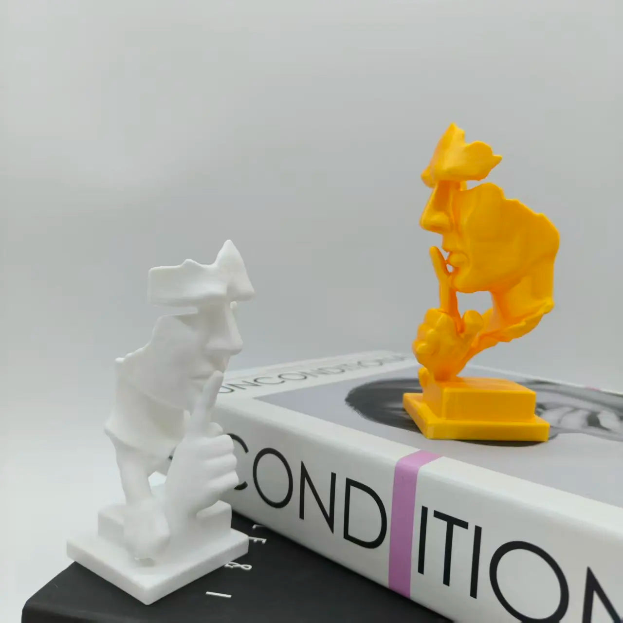 Sixiangjia Statue, Silence Is Golden Abstract Art Statue, 3D Printing Durable Plastic, Modern Plastic Home Sculpture, Simple Design High-Quality Ornaments, Home Office Desktop Decorations, Christmas Easter Halloween Creative