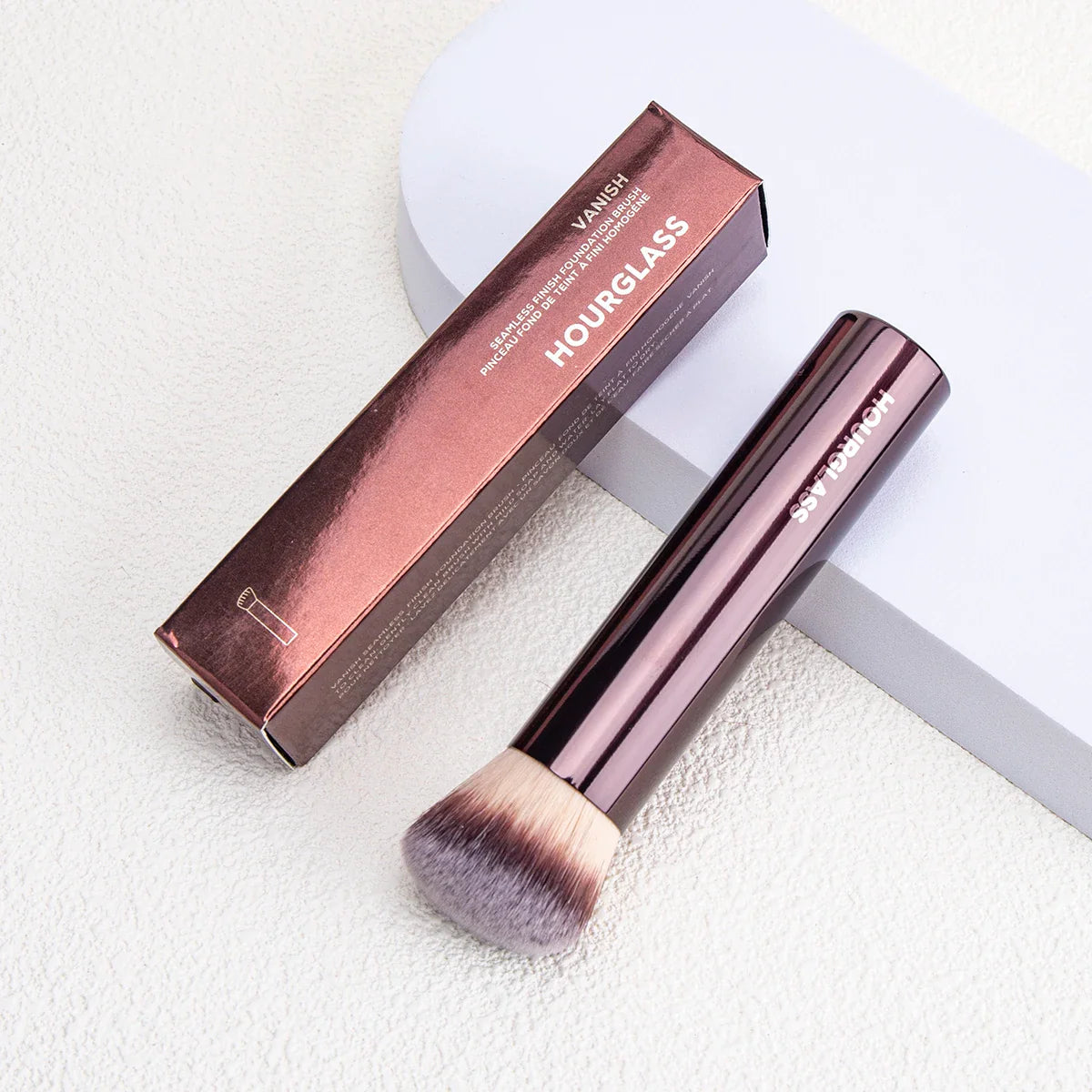 Hourglass Seamless Finish Foundation Brush Angled Foundation Brush Face Buildable Coverage Liquid Cream Foundation Makeup Tool