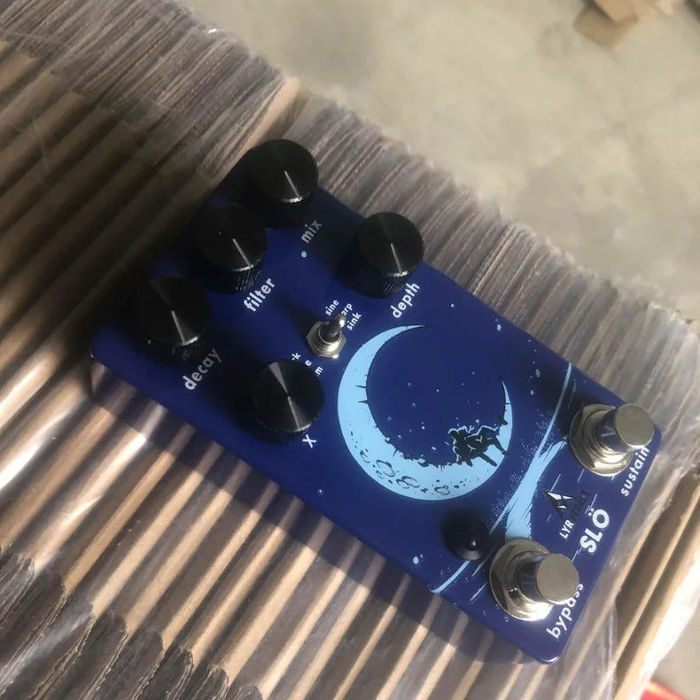 SLO-Storm Ambient Reverb — LY-ROCK LYR Triple-Mode Space Engine (Guitar & “Electric Wood” Universal)