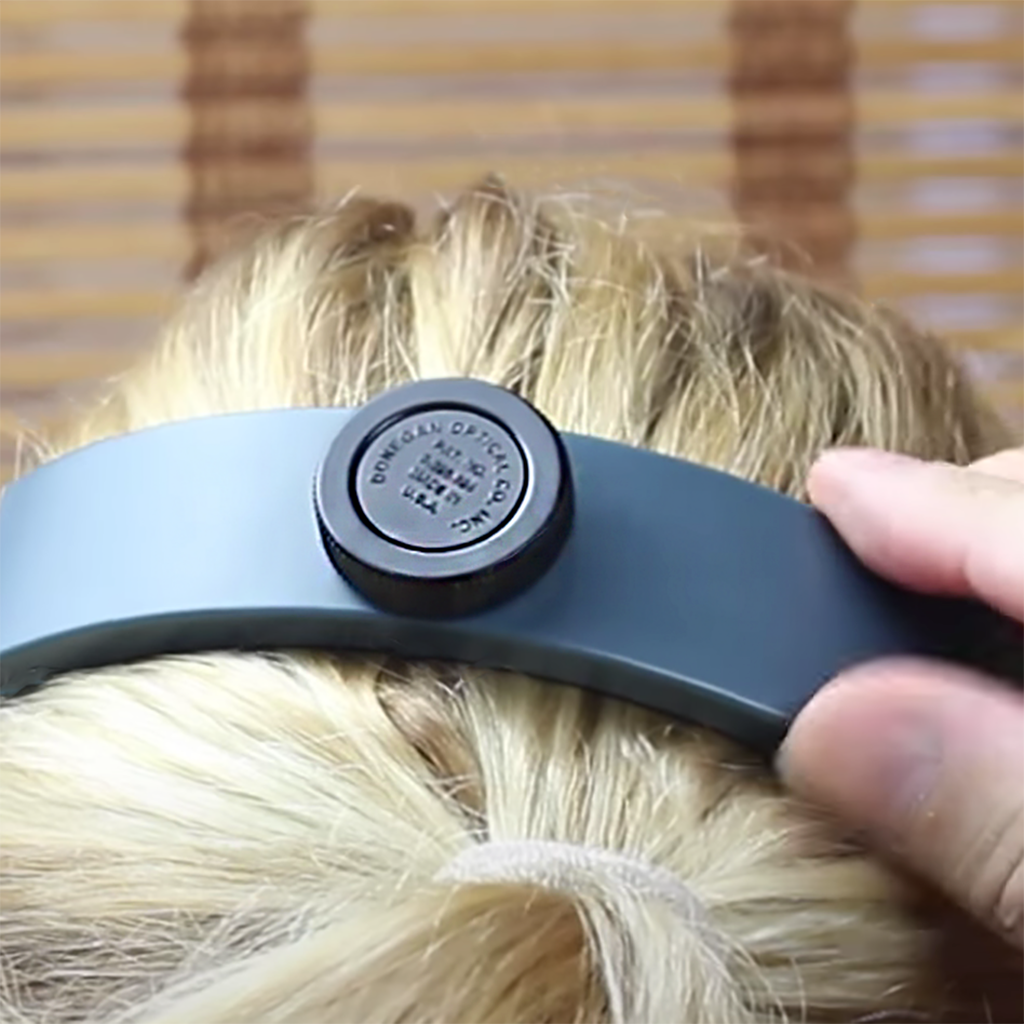 Donegan OptiVISOR DA-5 2.5 X Magnification at 8"