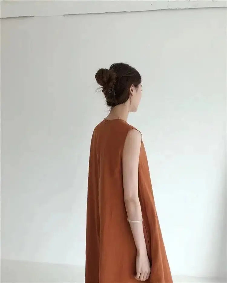 2022 Minimalist Chic Loose Swing Sleeveless Mid-length Casual Cotton Linen Long Dress  Round Neck High Waist Women Runway Dress